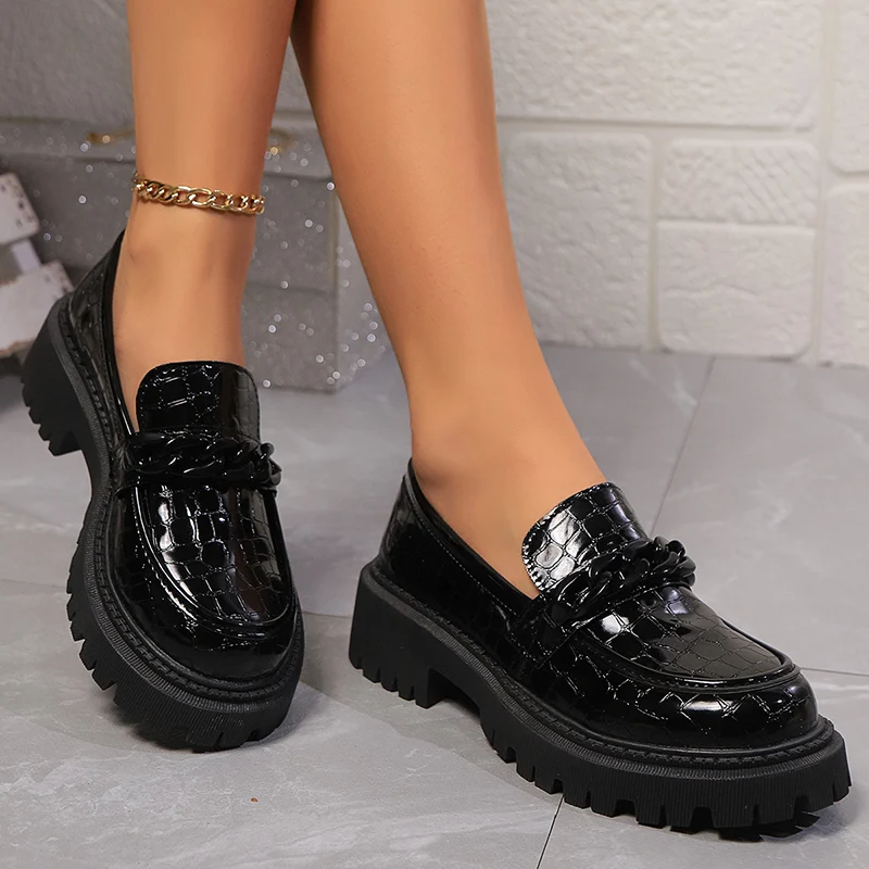 Vintage Fashion Plus Size - Platform Chunky Square Heel Loafers Women