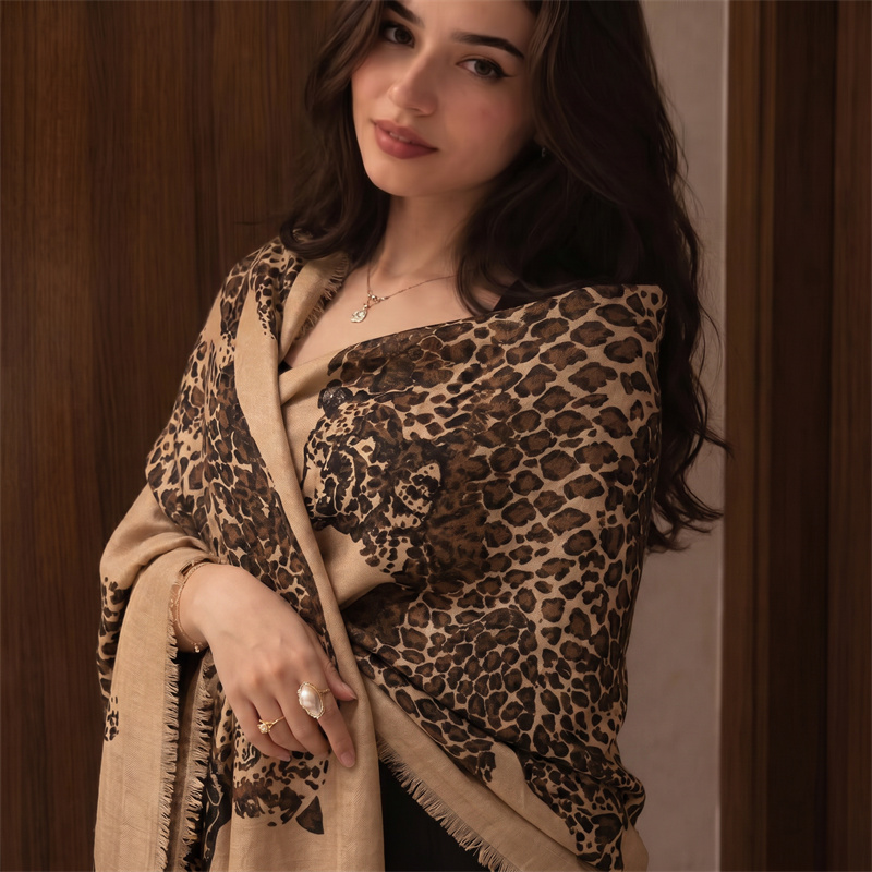 Vintage Leopard Print Hijab an - Vintage Outdoor Fashion 评论和价格