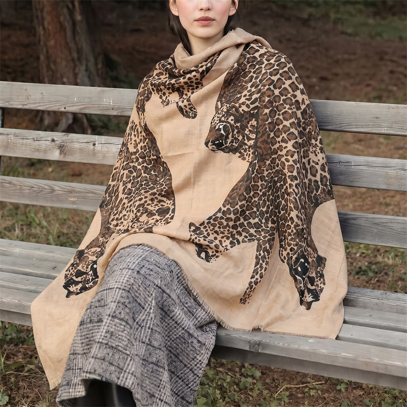 Vintage Leopard Print Hijab an - Vintage Outdoor Fashion 评论和价格