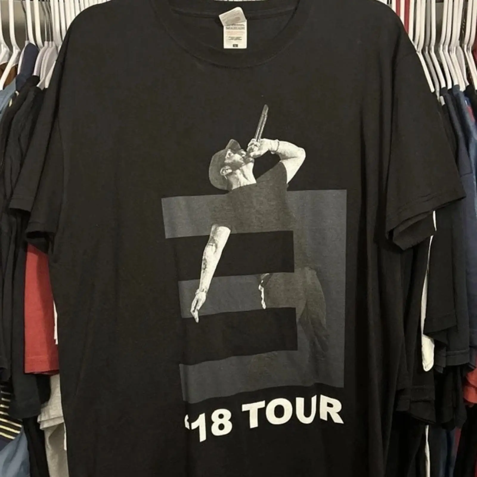 Eminem 2018 Revival Europe Tou - Vintage Fashion Revival 评论和价格