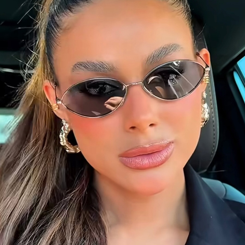 Retro Cat Eye Woman Sunglasses - Vintage Outdoor Fashion 评论和价格